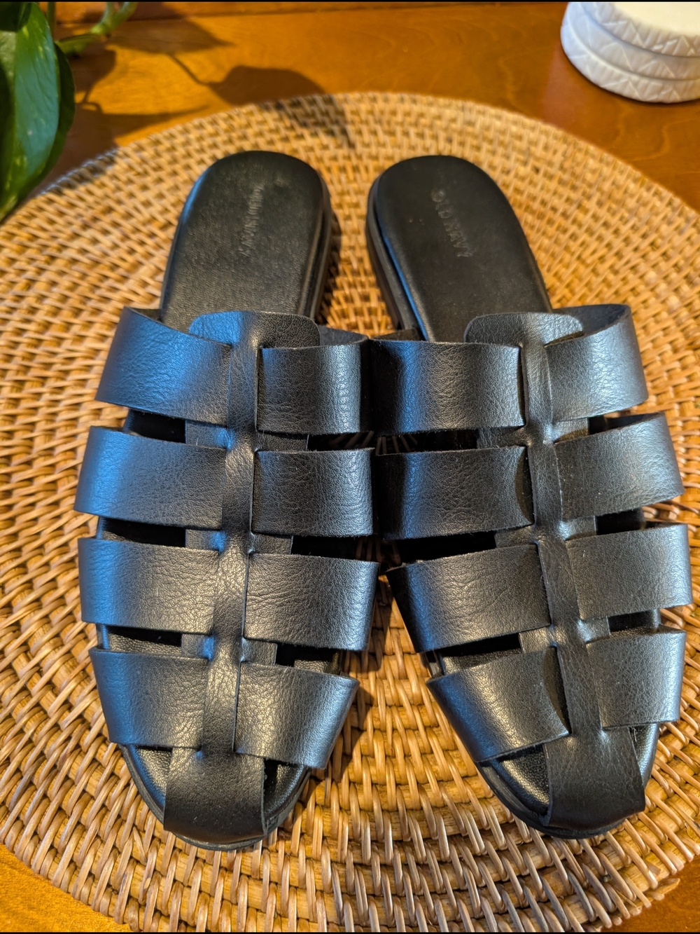 Old Navy Fisherman Slide Sandals